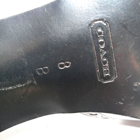 Coach Hillary Square Toe Size 8B; 3 inch Heel - Picture 10 of 10